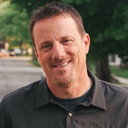 Steve Ladden als SWAT Commander