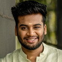 Dain Davis als Host(Ep 1-62)
