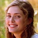 Emma Griffiths Malin als Natasha