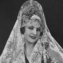 Olga Belajeff als Eva-Maimune-Eine Bojarin