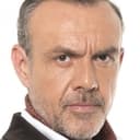 Vincent Matile als George Bradley