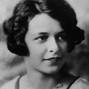 Mary Jo Mathews als Emmy Lou in Play (uncredited)