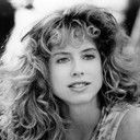 Julianne Phillips als Molly