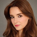 Sofia López als Karen