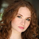 Courtney Merritt als Larissa Insmouth