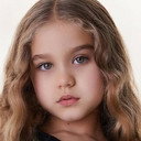 Maya Dias als Denguinho