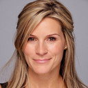 Monika Casey als Mother hiking