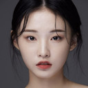 Lee Ye-jin als Park Han-sol