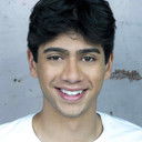 Noah de Mel als Ewing #1