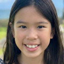 Lila Liu als Young Mabel (voice)