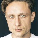 Cezar Grumăzescu als Vasi