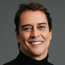 Marcello Antony als Eron Lira Torgano