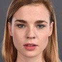 Franziska Ferrari als Lisa
