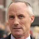 Robert John Burke als Detective Steven Morse