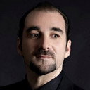 Dimitris Tiliakos als Giorgio Germont