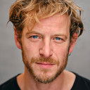 Thomas Coumans als Le barman