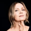Antje Schmidt als Mrs. Gerstein