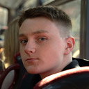 Finn Doring als James "Clarence" Redwoman