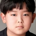 Kim Sung Jun als Lee Dae Bong [Young]