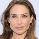 Claire Forlani als Karen