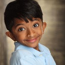 Aditya Geddada als Bobby Khan