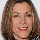 Wendie Malick als Sue