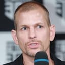 매튜 다우마 als Michael