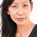 Hsiao-Ling Tang als Lily