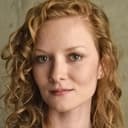 Wrenn Schmidt als Becky Silva