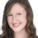 Madison Liesch als Myra Hutton