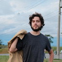 Barbosão als Detective Rodriguez