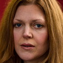 Stine Fevik als Olivia (Theatre Director)
