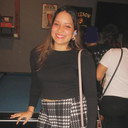 Andrea Miranda als Sol, hermana de Claudia (voice)