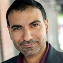 Martin Peña als Swanky Waiter (uncredited)