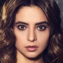 Aamna Shariff als Sulochana Mahadkar