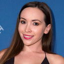 Yenitza Munoz als College Girl