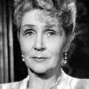 Stina Hedberg als Elisabet Munthe