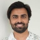 Jitendra Kumar als Aman Tripathi