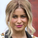 Sofia Reyes als Self - Performer