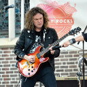 Sean Kelly als Guitar