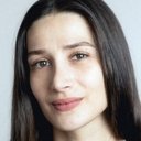 Julia Chiche als Sophie, tennis player