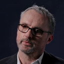 Stephen Armstrong als 