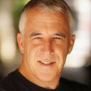 Michael Neal als Doug Verrick (uncredited)