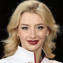 Amber Glenn als Self