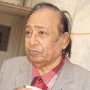 Upendra Trivedi als Mangdavalo