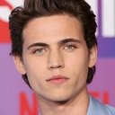 Tanner Buchanan als Apollo