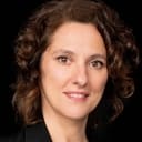 María Morales als Lourdes