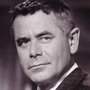 Glenn Ford als Rear Admiral Raymond A. Spruance