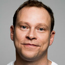 Robert Webb als Tim
