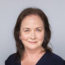 Verity Higgins als Fay